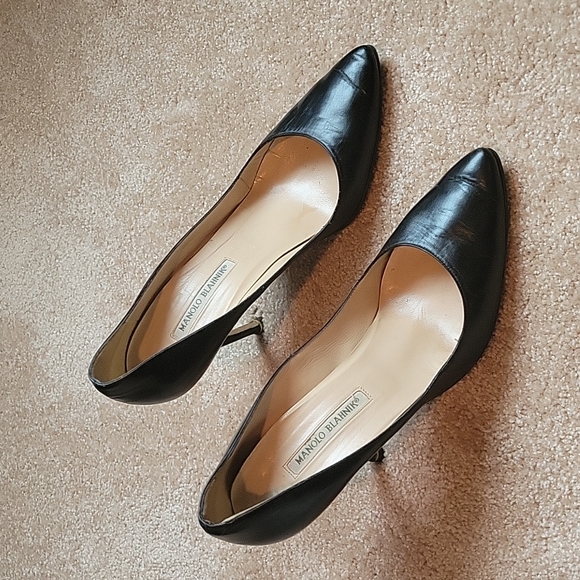 Manolo Blahnik Shoes - Manolo Blahnik Pumps